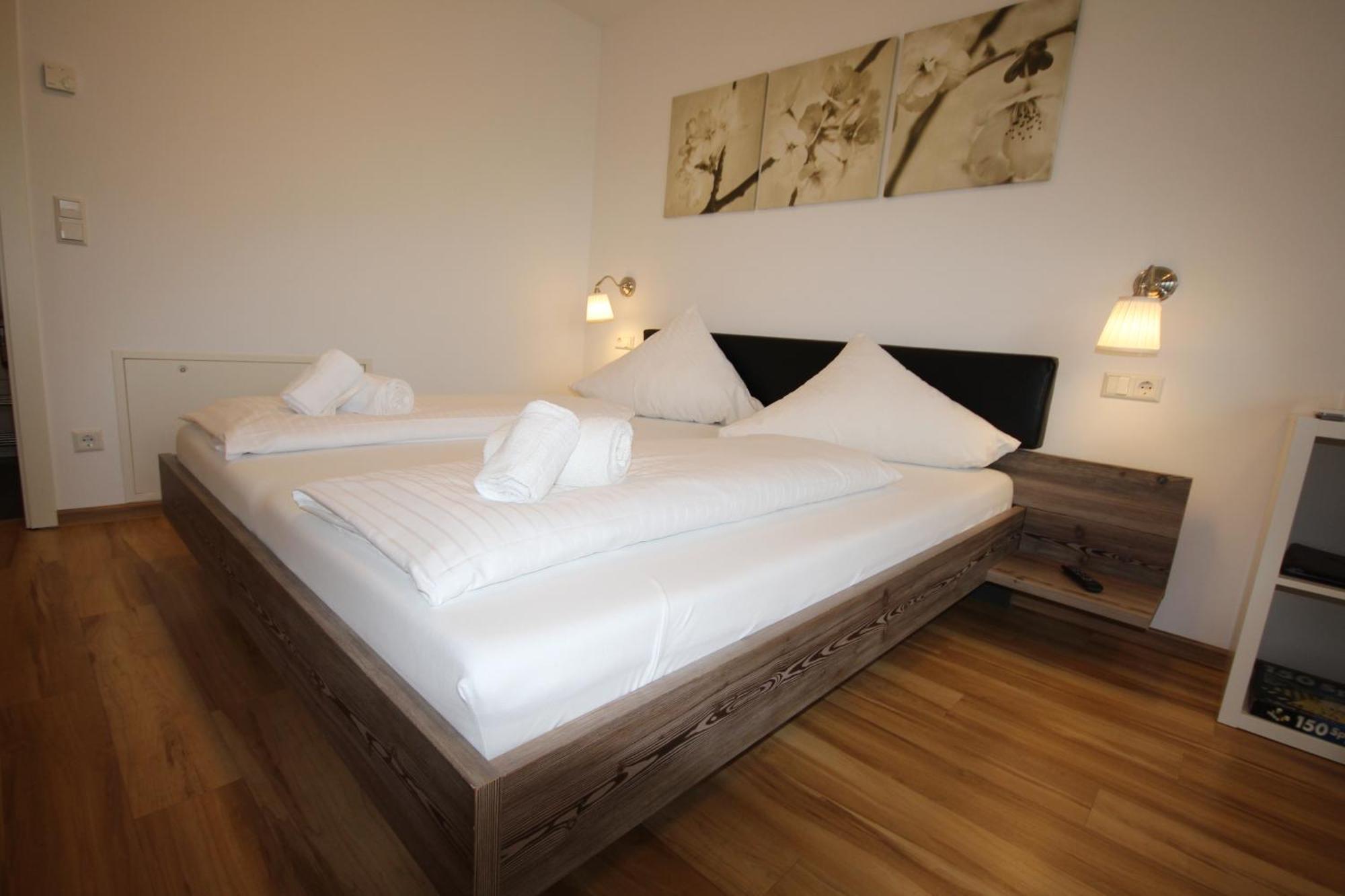 Kern Apartments 러스트 외부 사진